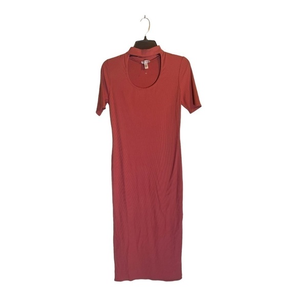 LOVE Ady NECK CUTOUT RIB KNIT DRESS - Picture 1 of 8
